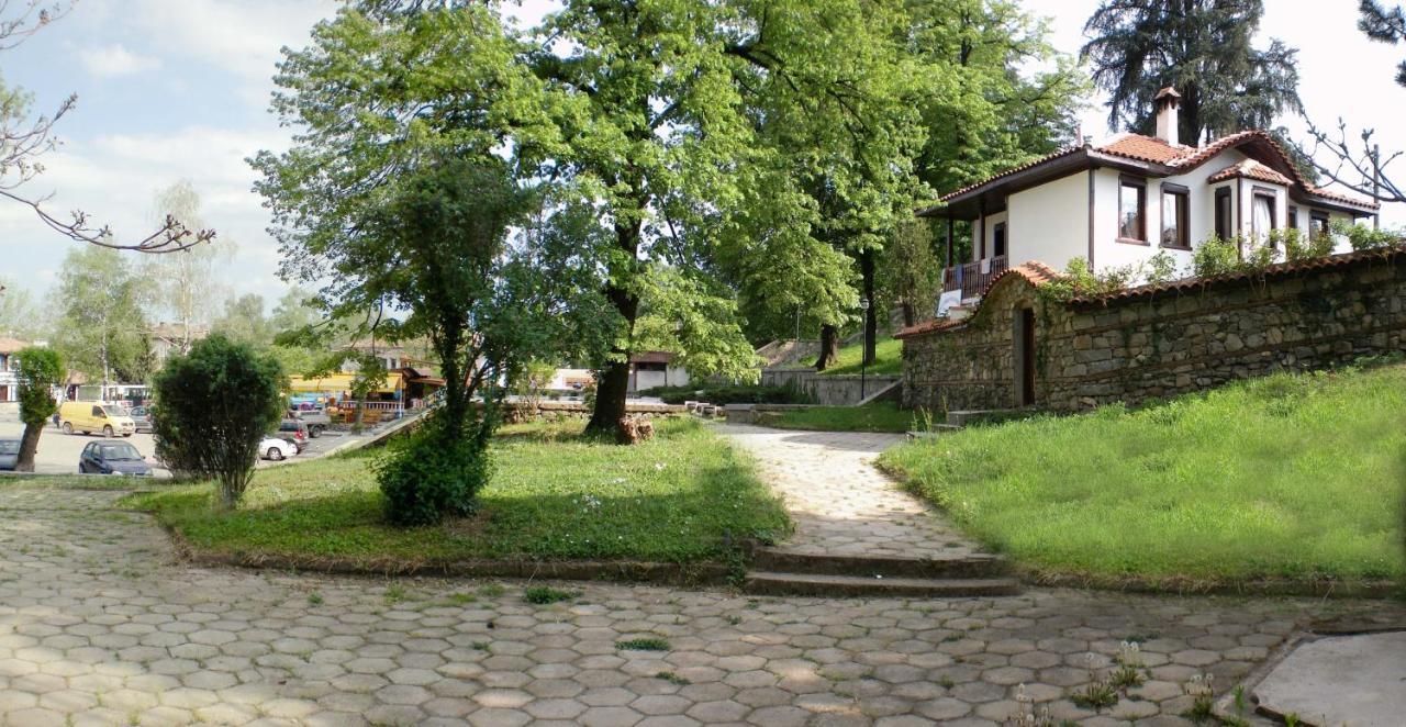 Гостоприемница Георги Kalofer Buitenkant foto