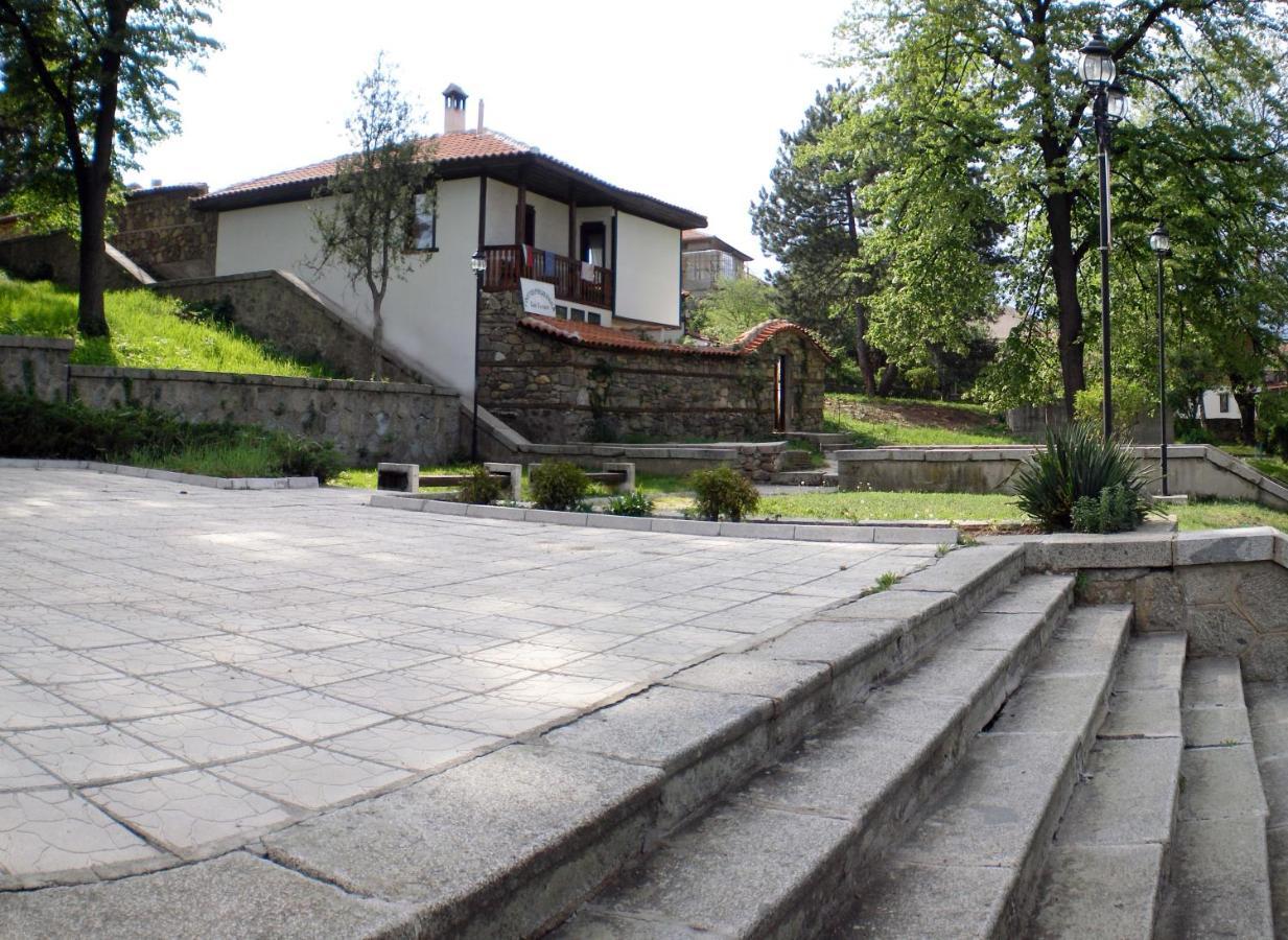Гостоприемница Георги Kalofer Buitenkant foto